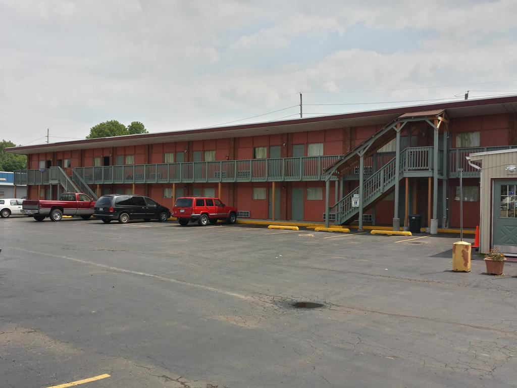 Trailway Motel - Fairview Heights Exteriér fotografie